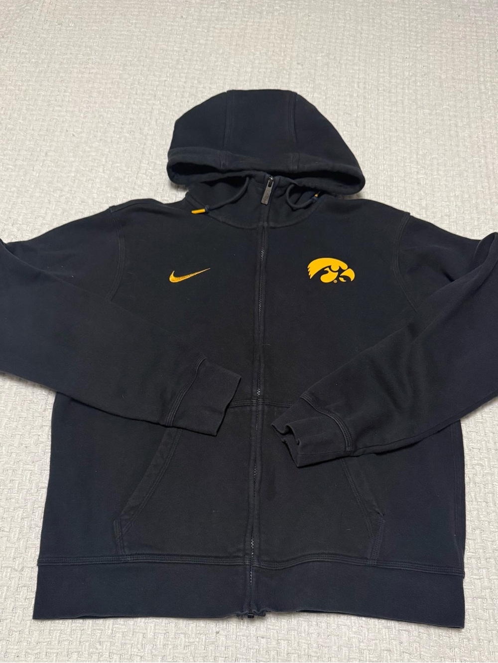 Nike Iowa Hawkeyes women’s full zip hoodie, medium. 💛🖤